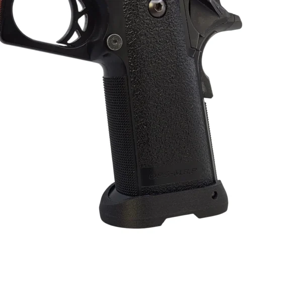 Magwell Hi-Capa monté sur grip tactique vue latérale ajustement affleurant